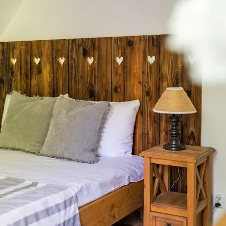 Tarninowe Wzgorze Çiftlik konaklama Kunkowa